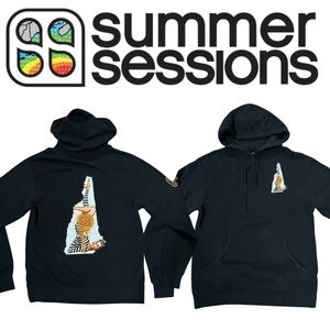 Summer Sessions Surf Shop 50s Lady in Swimsuit Graphic Hoodie Size Medium